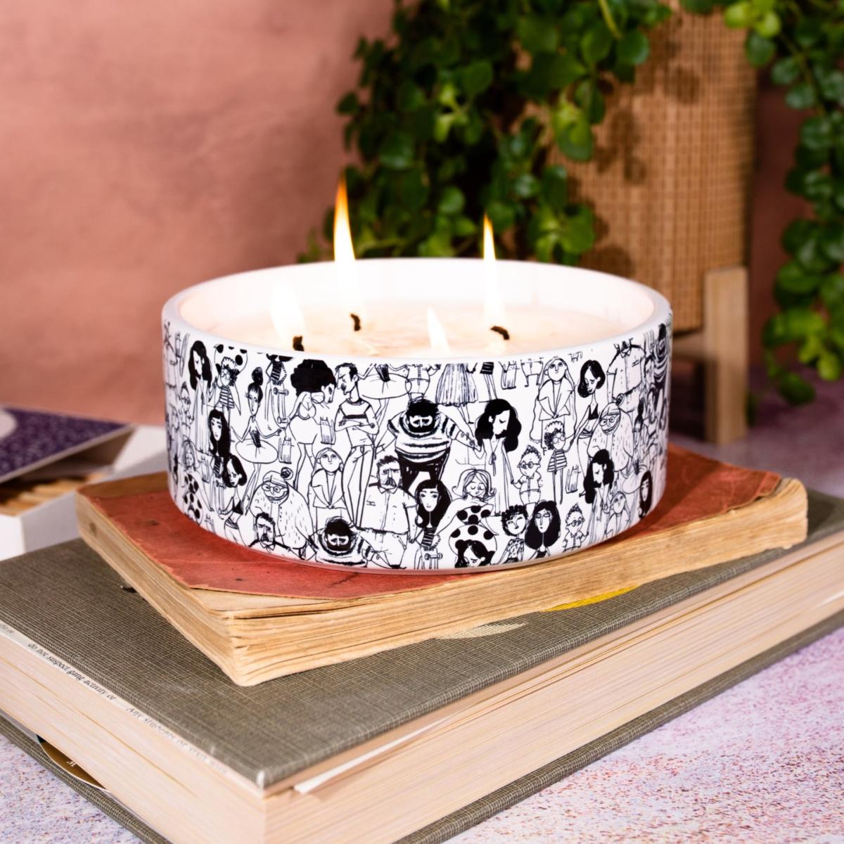 White / Black Metropolitan Soy Candle - Patchouli & Vanilla Fragrance Inkrypt London – image 2