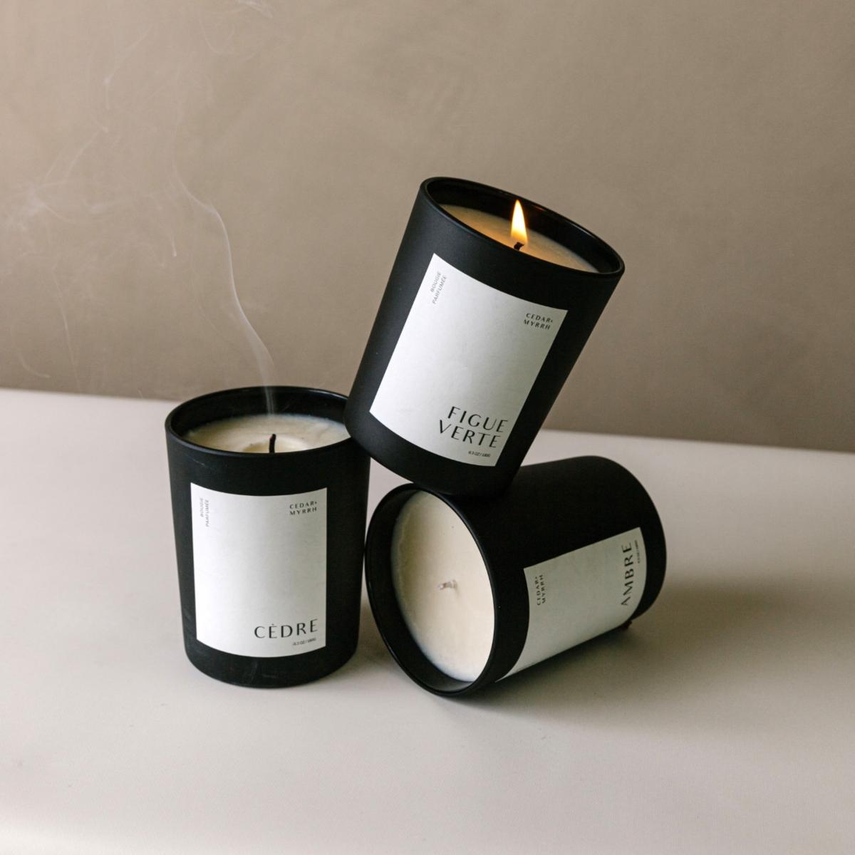 White Figue Verte Bougie Parfumée Cedar and Myrrh – image 4