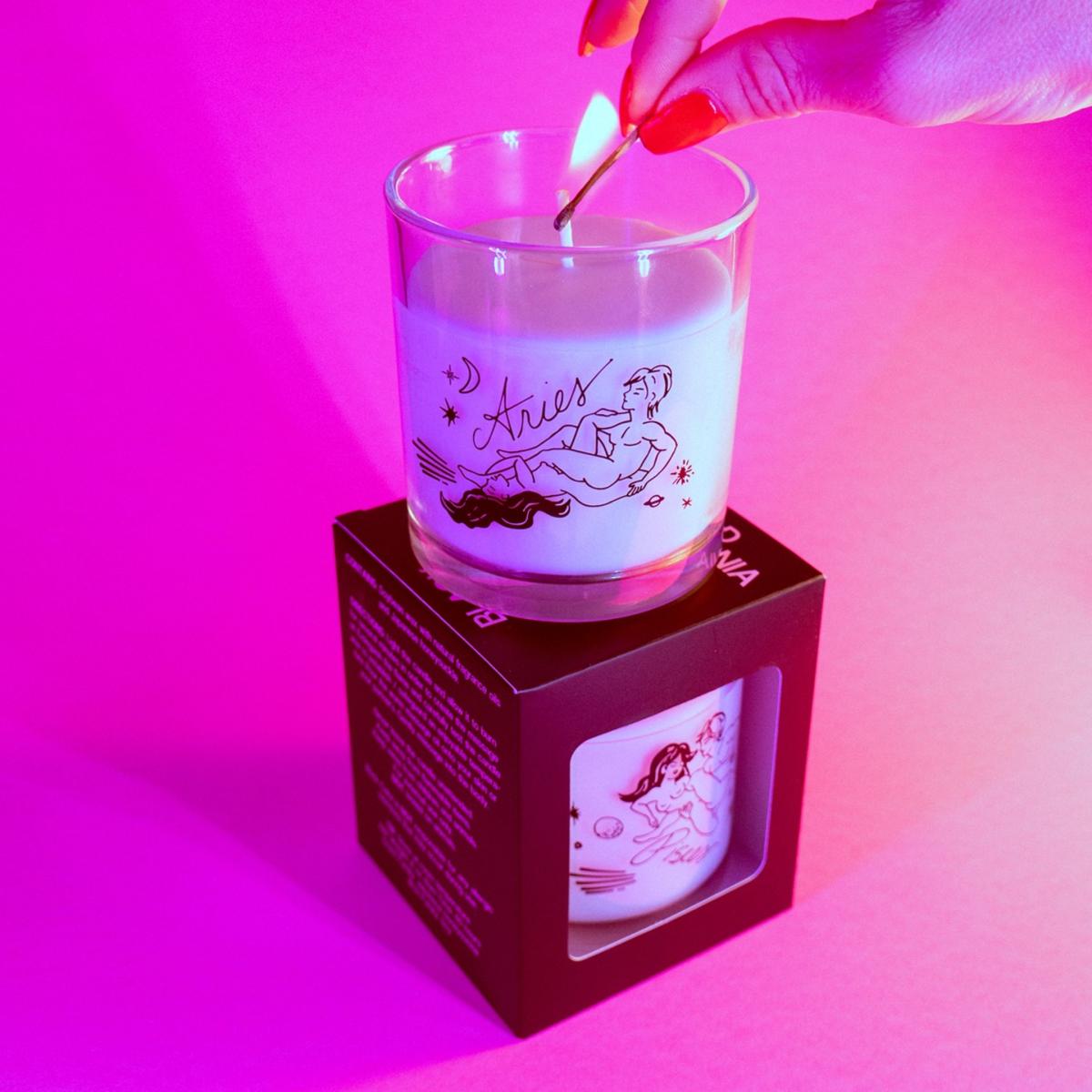 Pisces Zodiac Scented Massage Oil Candle Black Cake – image 2
