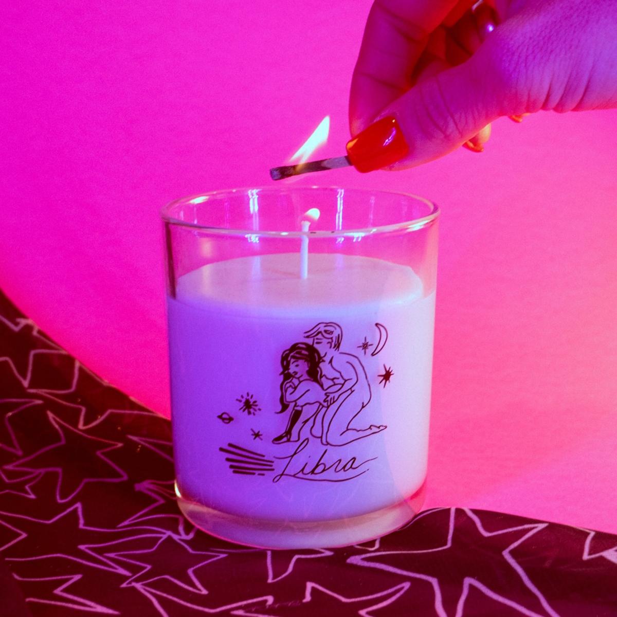 Libra Unique Zodiac Scented Candle Black Cake – image 2
