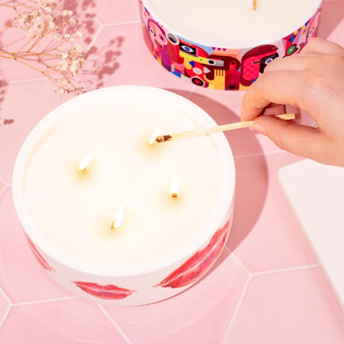 White / Pink / Purple Besos Soy Candle - Foliage Fragrance Lush Floral Inkrypt London – image 4