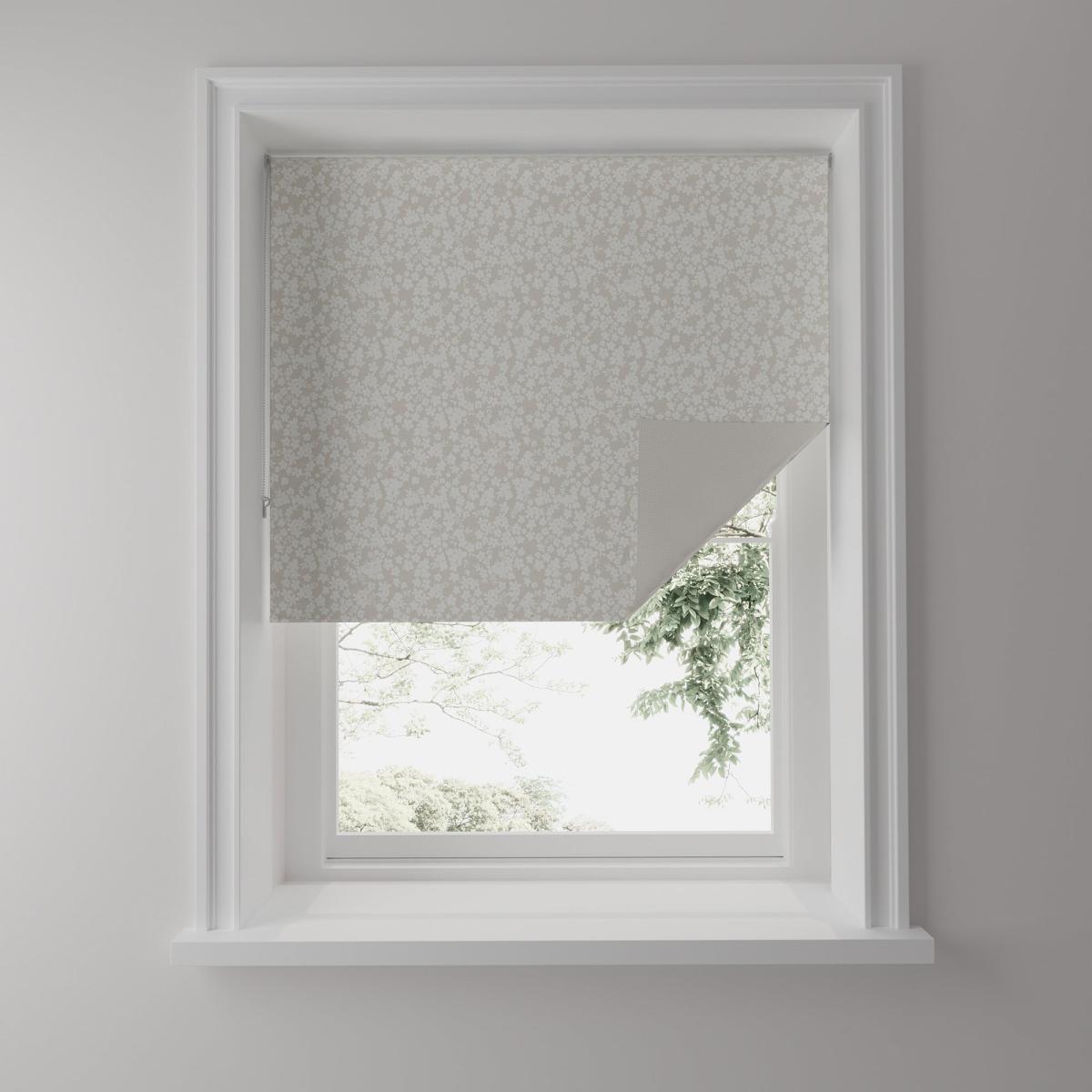 Ditsy Floral Natural Reversible Blackout Roller Blind Grey and White – image 5