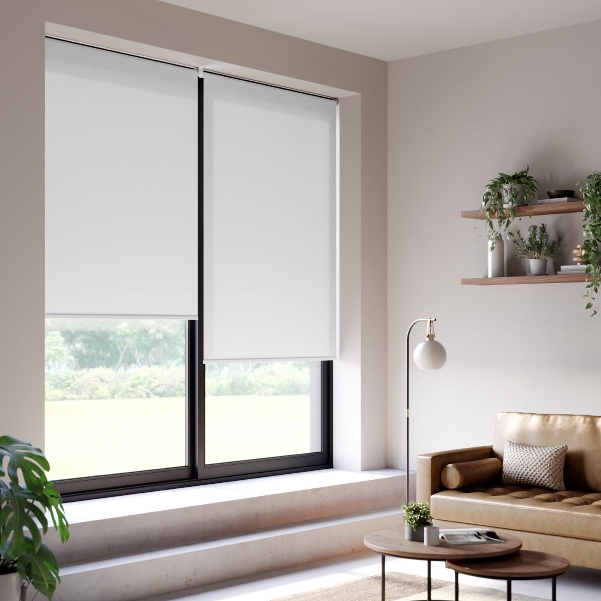 Aura Made to Measure Fire Retardant Daylight Roller Blind Aura White – image 3