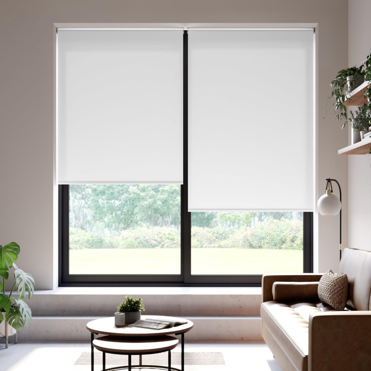 Aura Made to Measure Fire Retardant Daylight Roller Blind Aura White – image 1