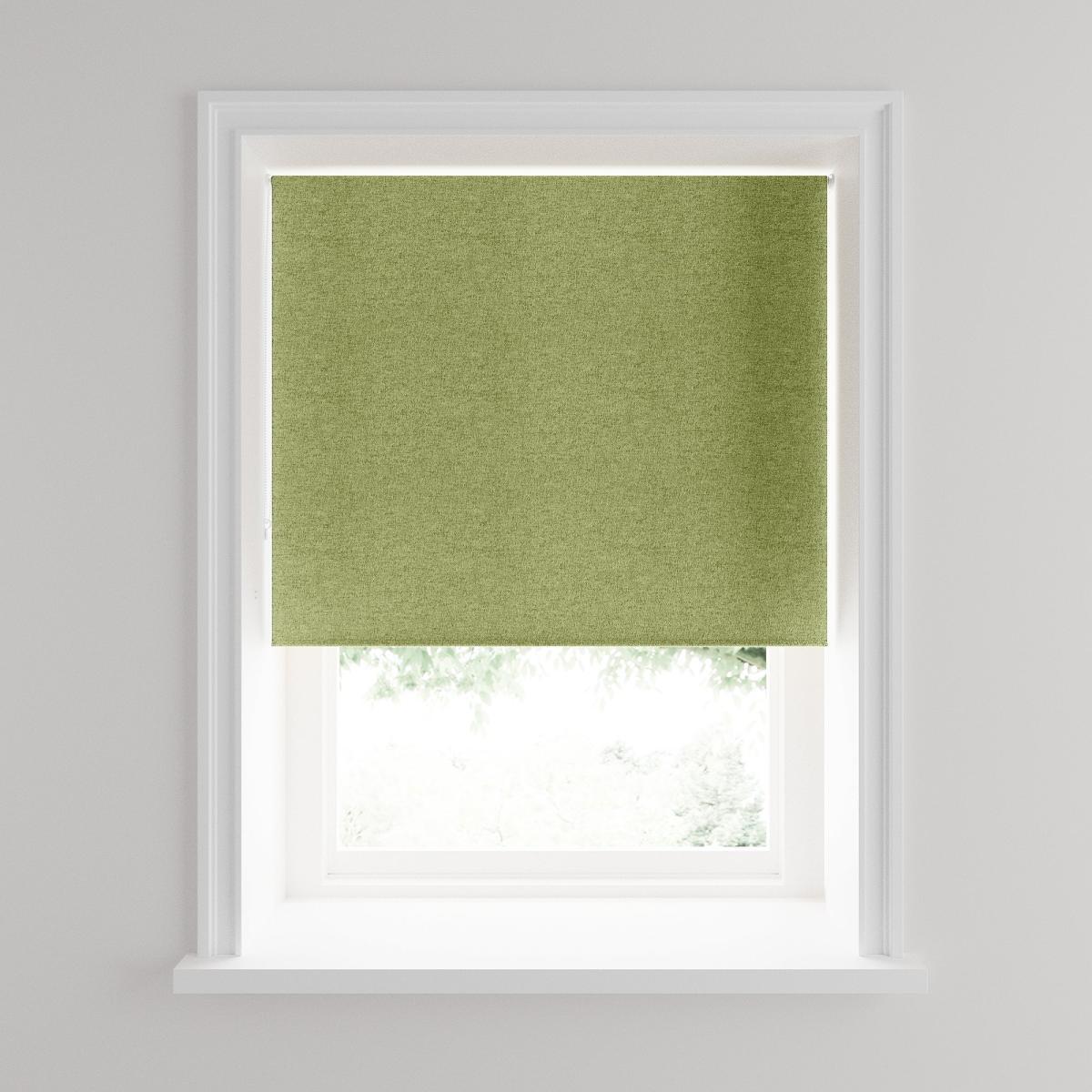 Luna Fern Blackout Roller Blind Green – image 1