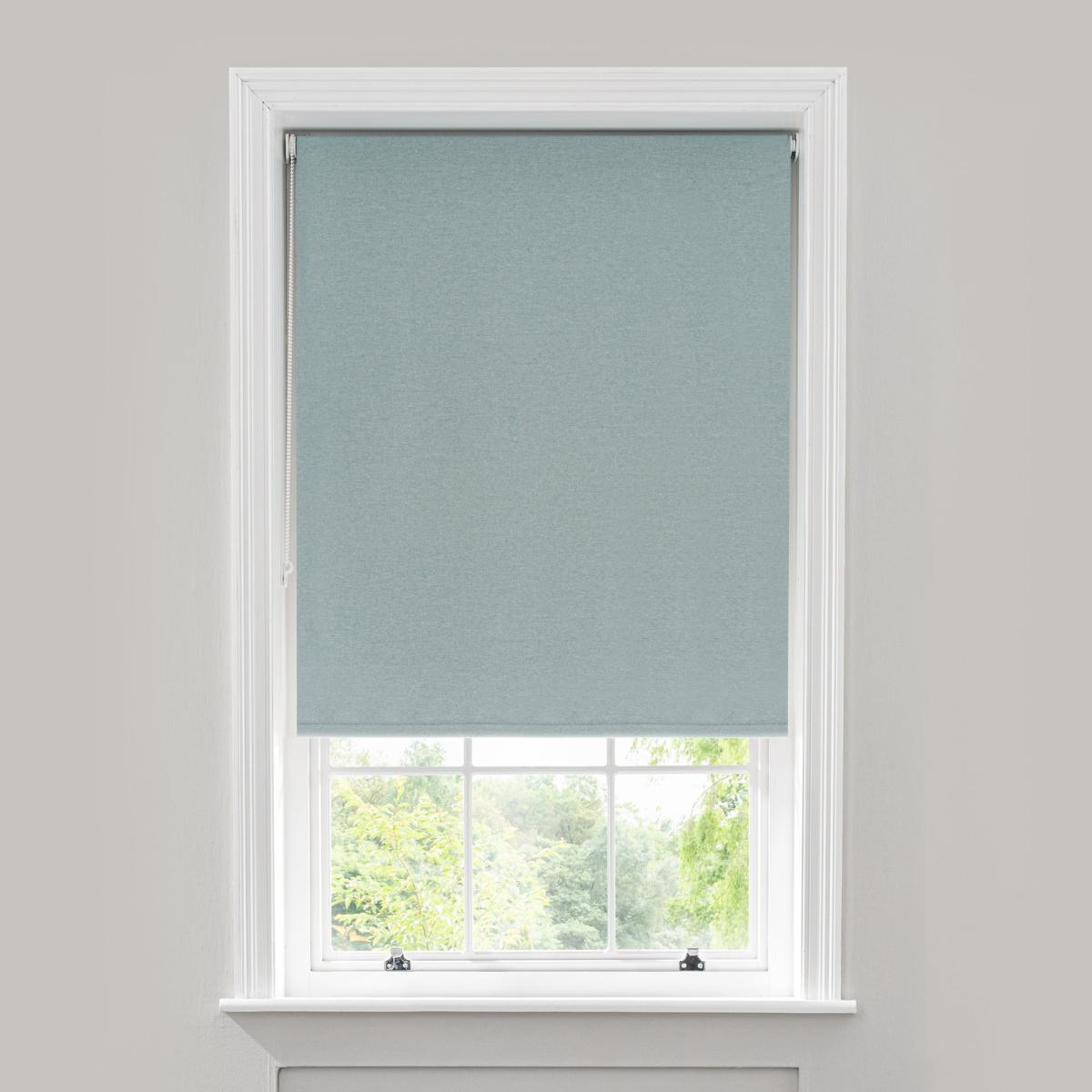 Luna Seafoam Blackout Roller Blind Blue – image 3