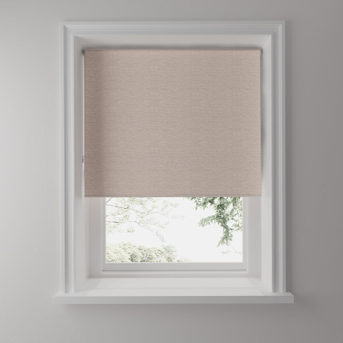Metropolitan Blush Blackout Roller Blind Blush – image 4