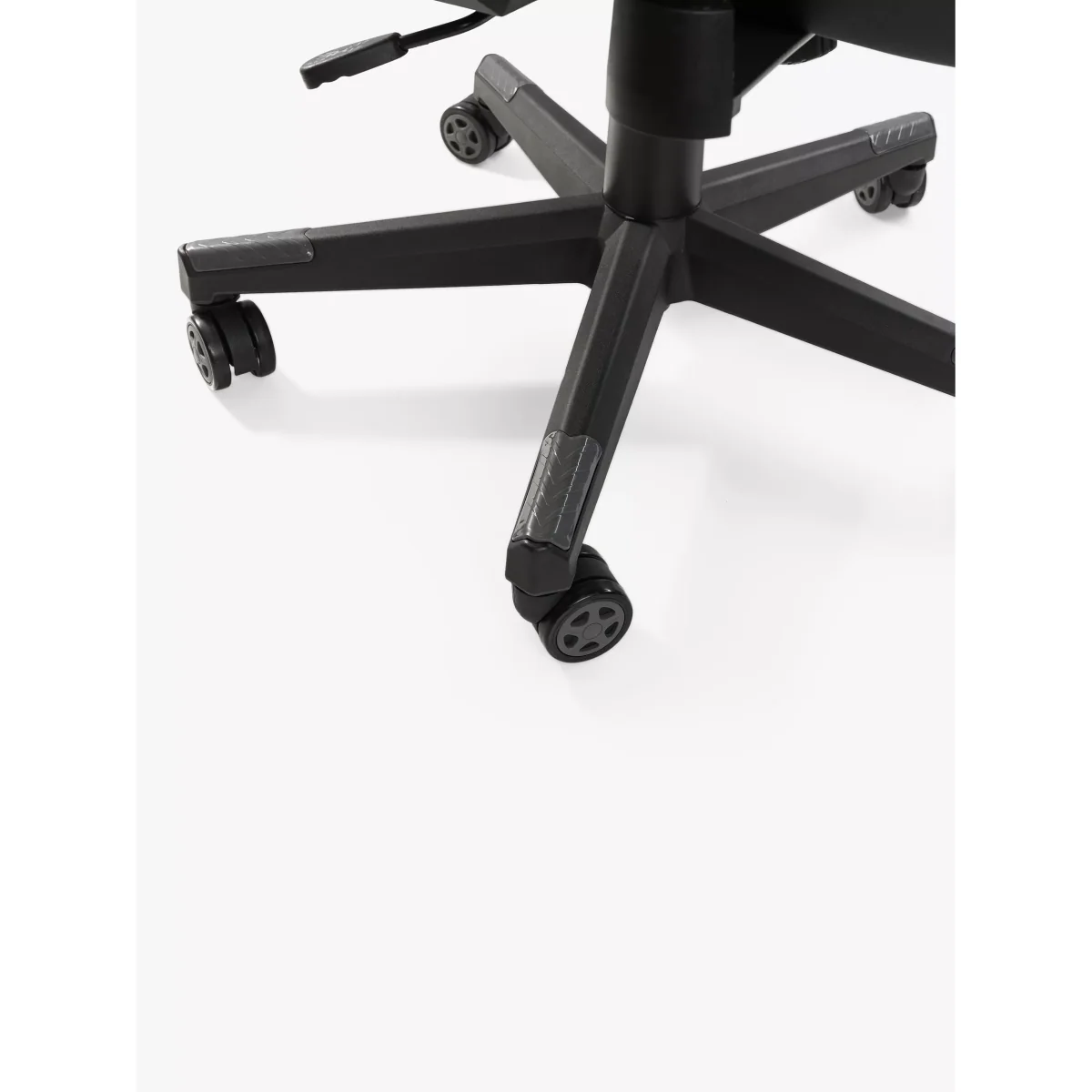 Julian Bowen Force Gaming Chair – image 8