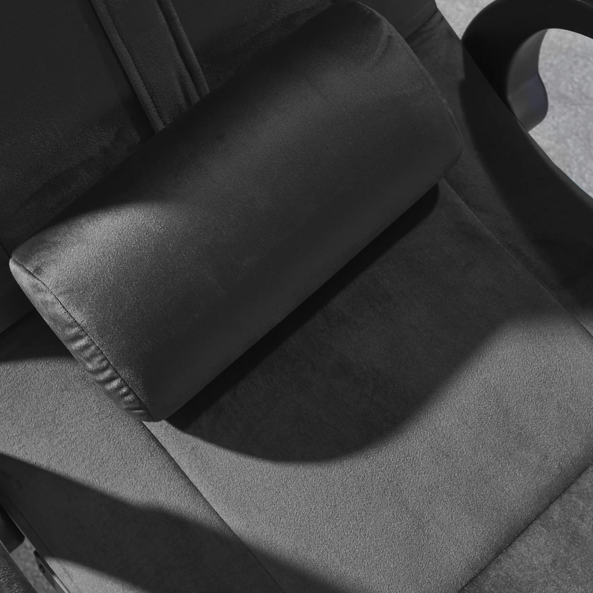 X Rocker Deluxe Chenille Gaming Chair - Black – image 6