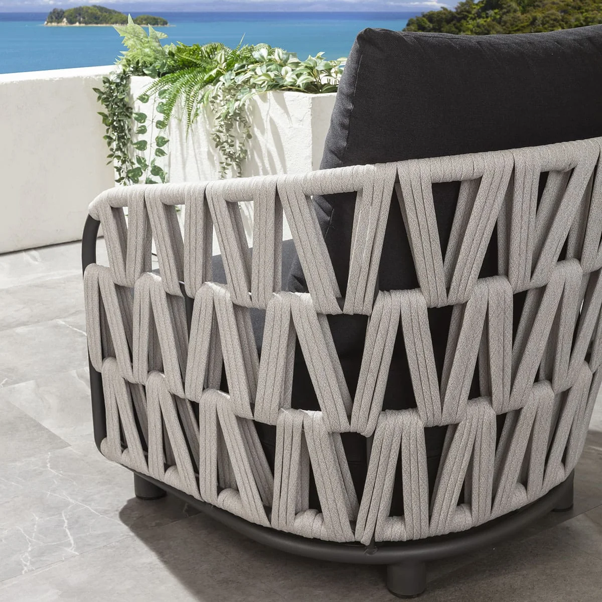 Modern 6 Seater Garden Sofa Set with Coffee Table Light Grey Rope – image 8
