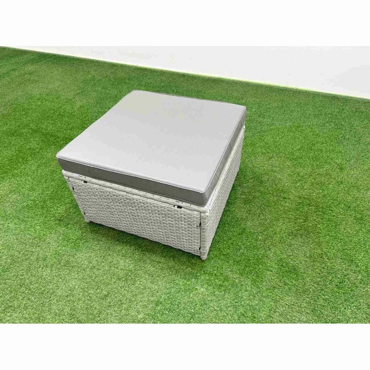 Fimous 8-Seater Outdoor Rattan Sofa Set with Rectangular Glass Table and 2 Footstools Light Grey - Light Grey – image 4