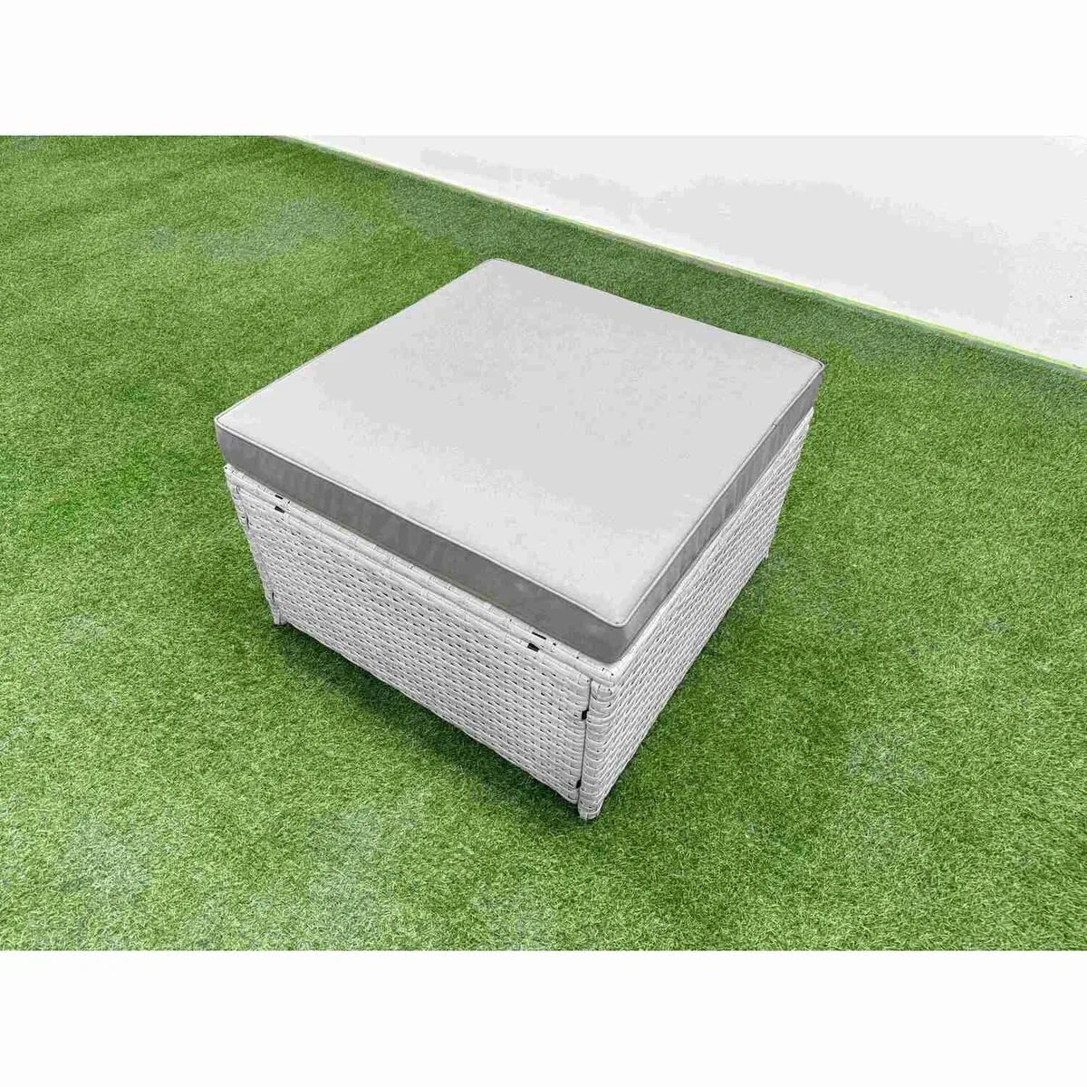 Fimous 7-Seater Outdoor Rattan Sofa Set with Coffee Table & Footstool Light Grey - Light grey PE rattan with dark grey fabric – image 4