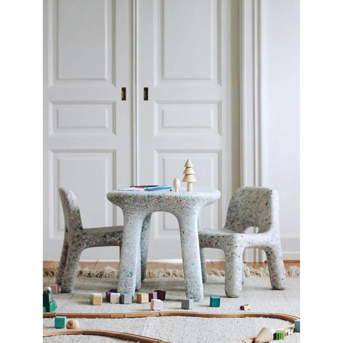Kids Table All Bright with Chairs, Set of 3 – image 7
