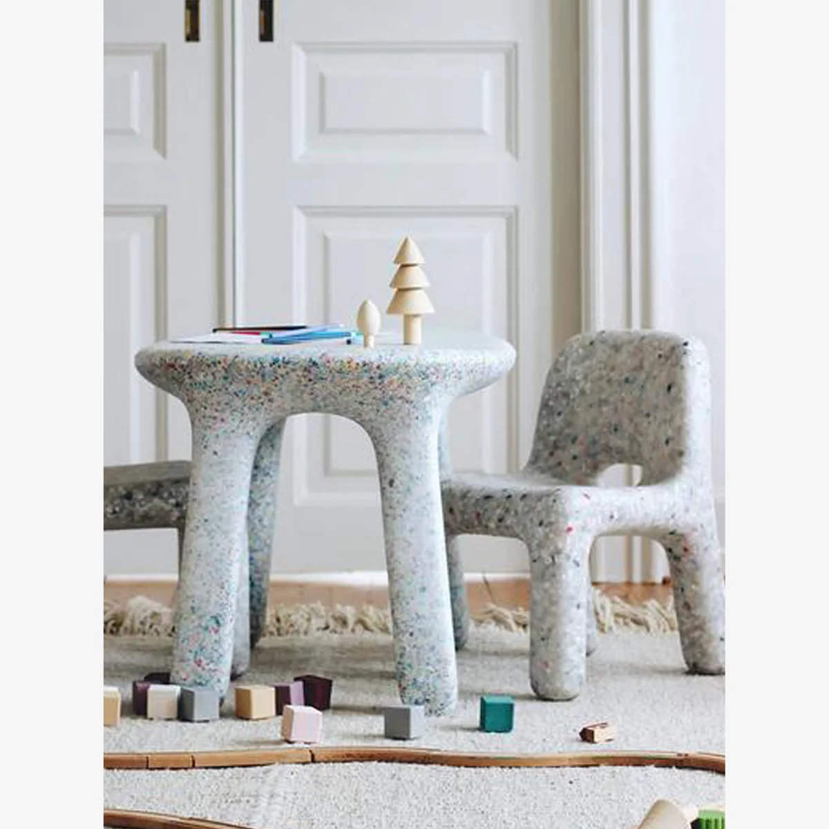 Kids Table All Bright with Chairs, Set of 3 – image 1