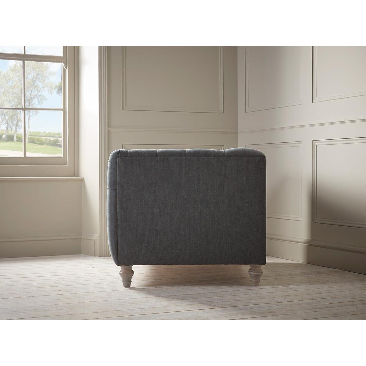 Sarnia Loveseat – image 8
