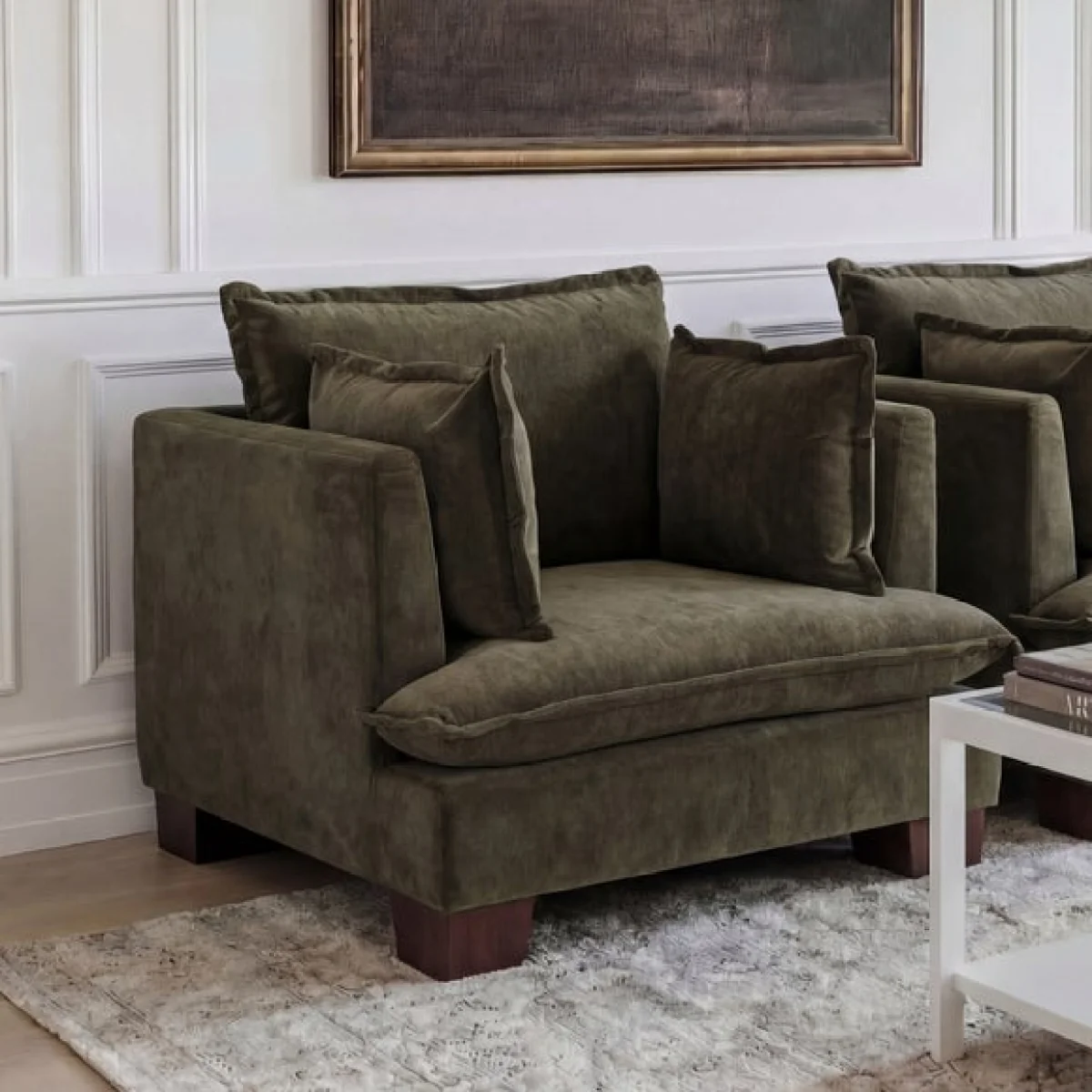Suffolk Chenille Snuggle Chair – image 1