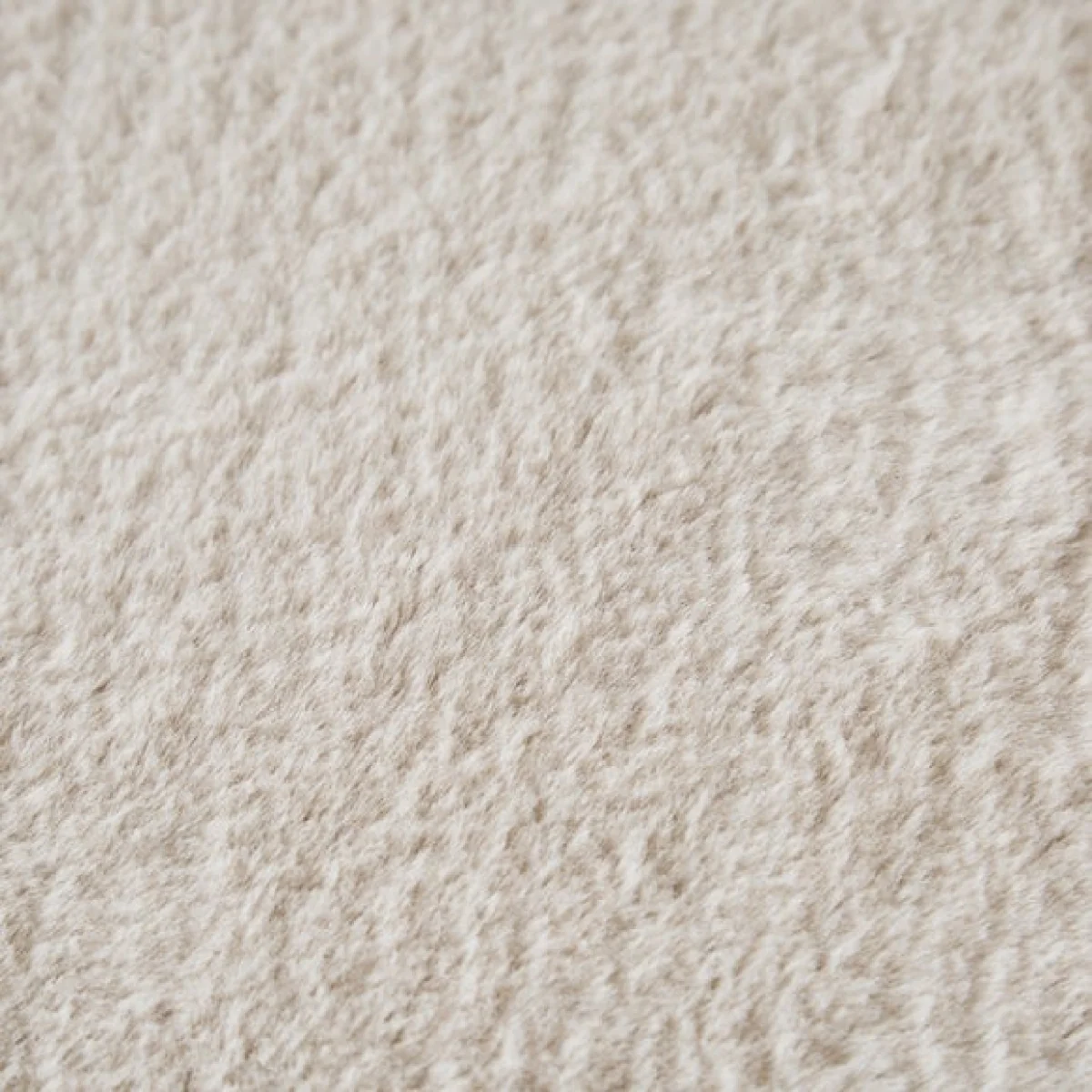 Millie Faux Fur Snuggle Chair – image 6