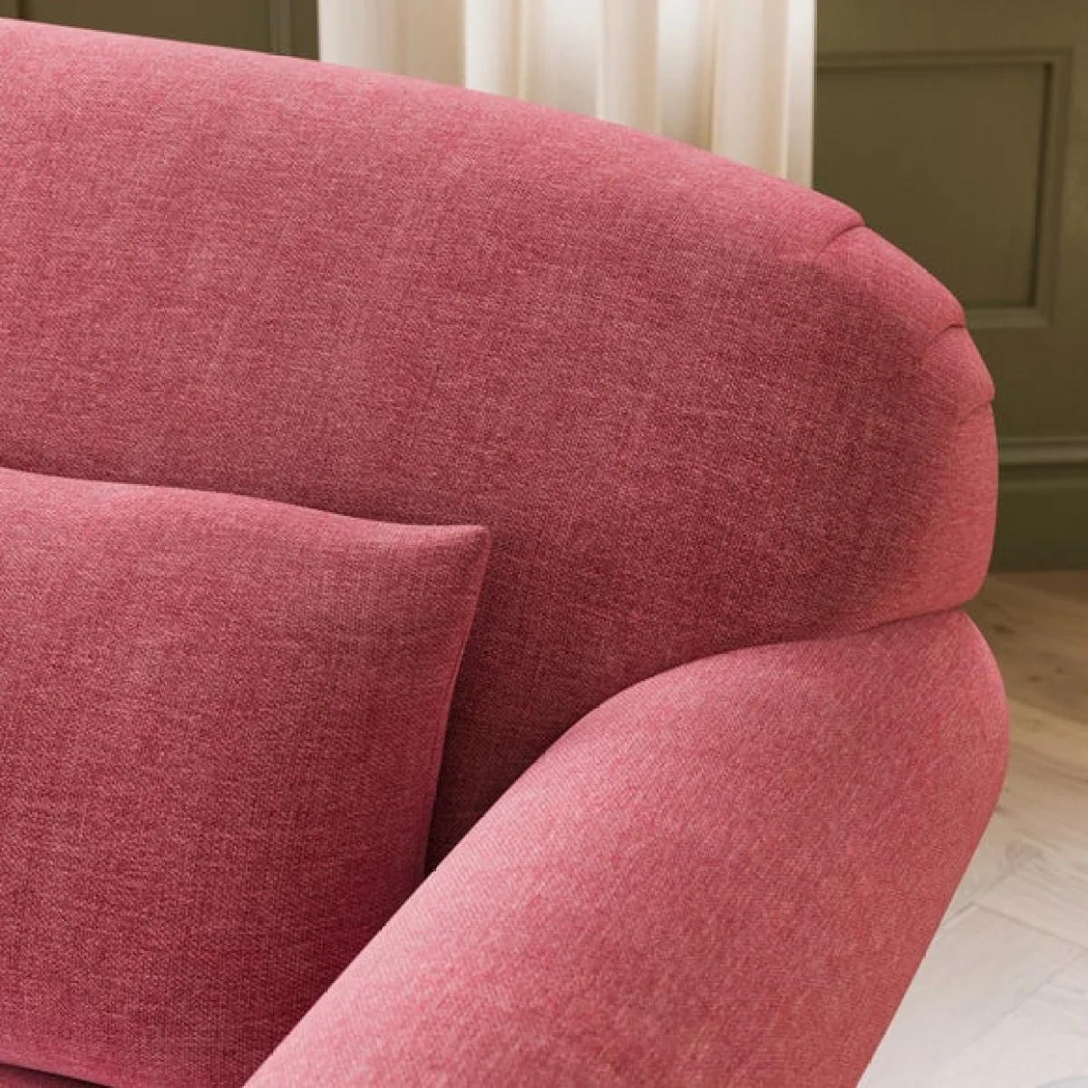 Millie Chenille Snuggle Chair – image 3