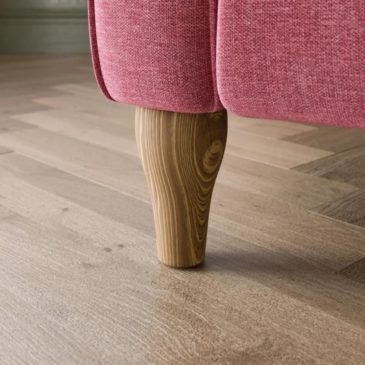 Millie Chenille Snuggle Chair – image 5