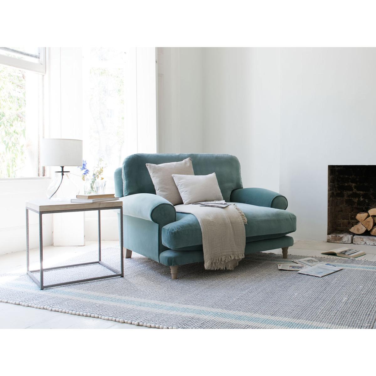 Slowcoach Love seat – image 7