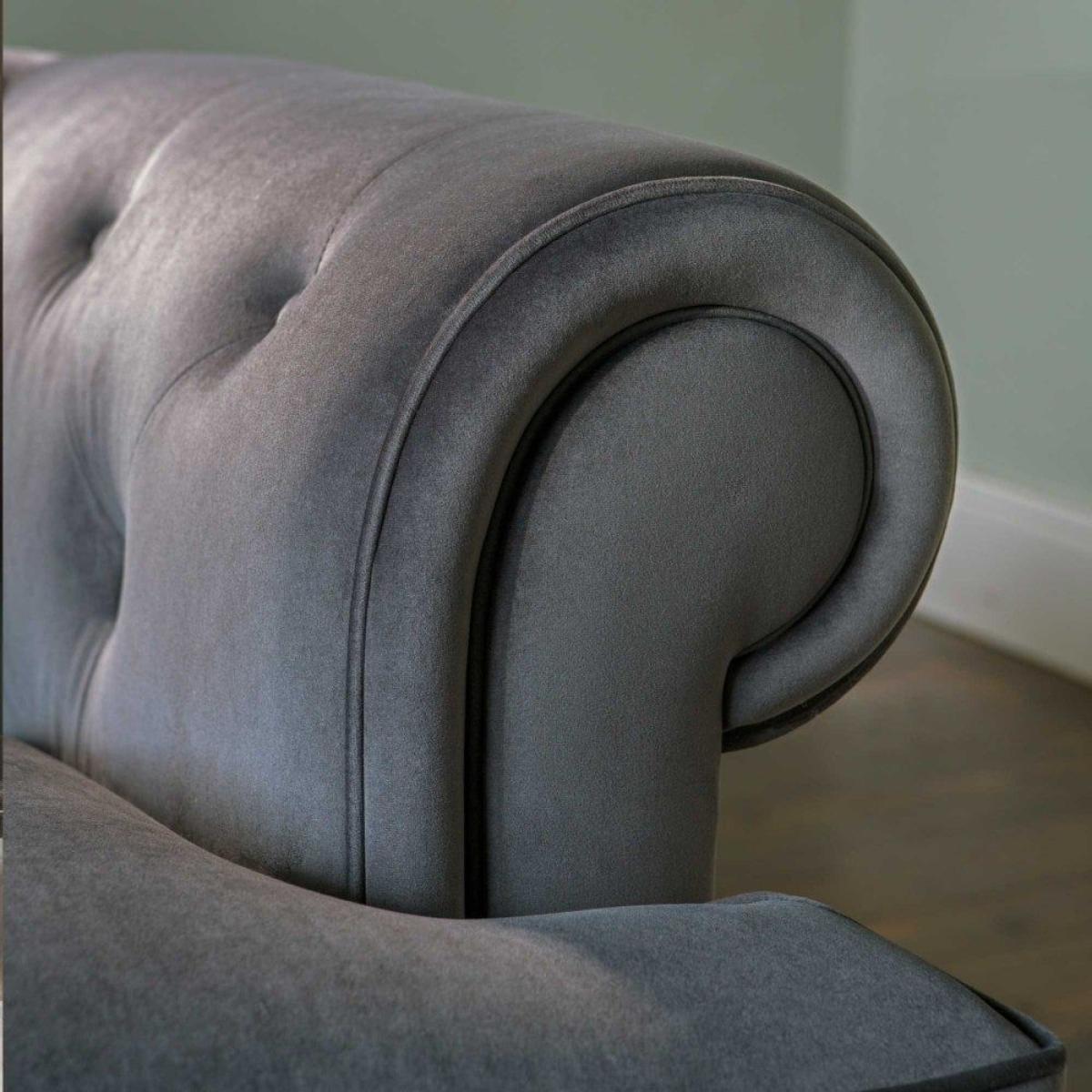 Parker Knoll Wycombe Fabric Snuggler – image 3