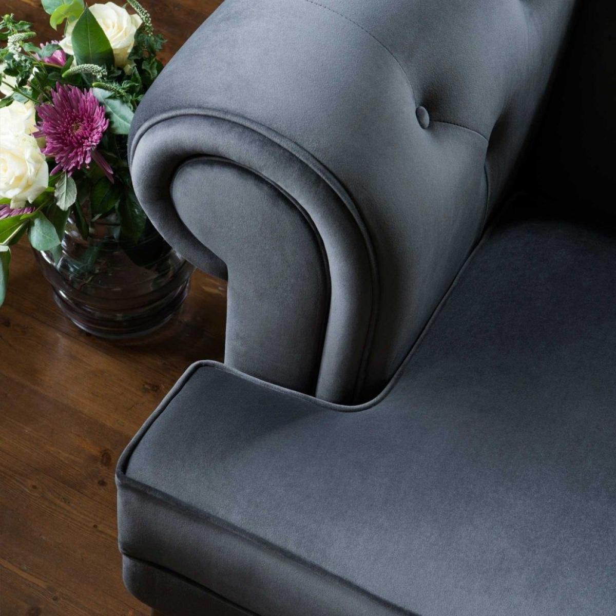 Parker Knoll Wycombe Fabric Snuggler – image 4