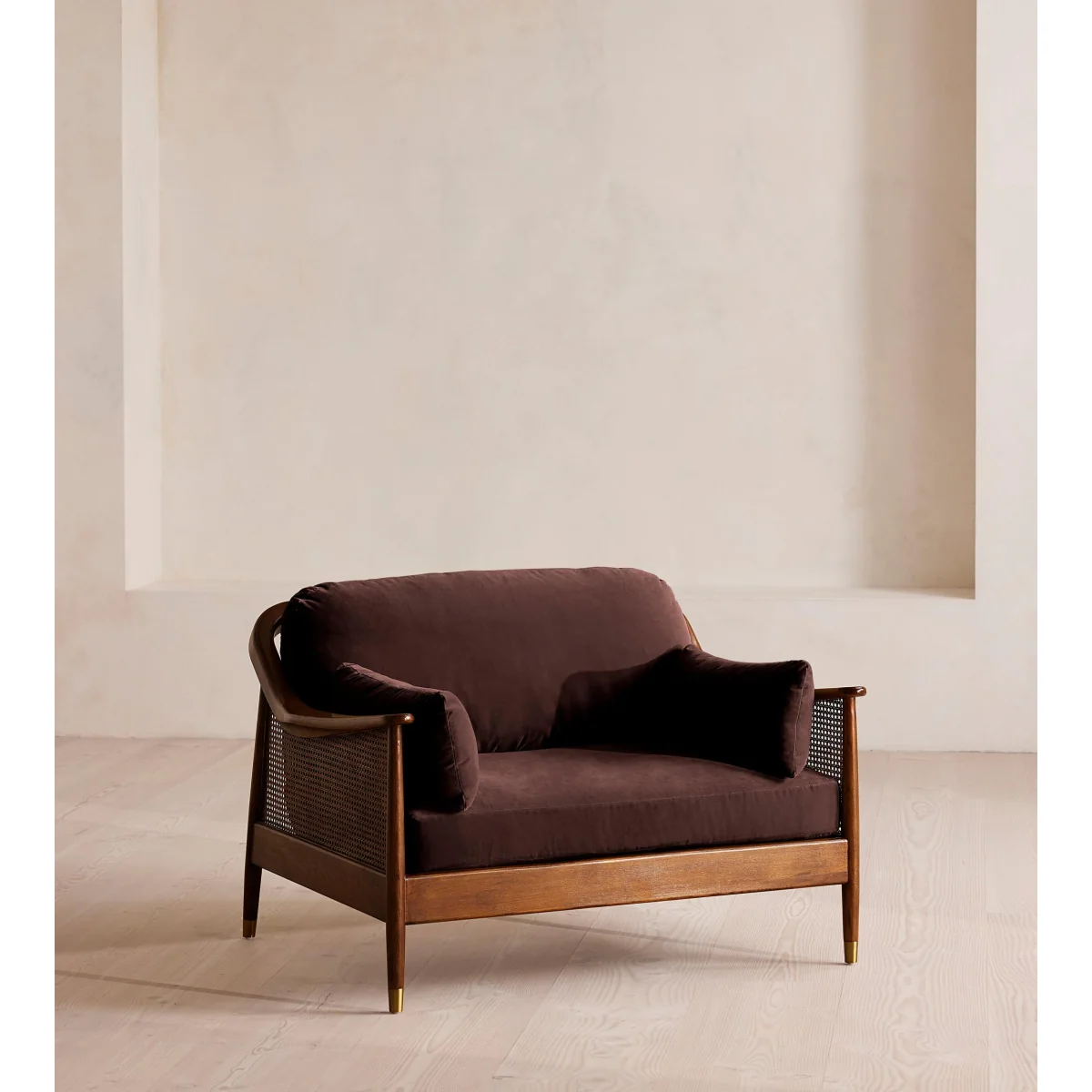 Atlanta Loveseat, Velvet, Aubergine, UK – image 2