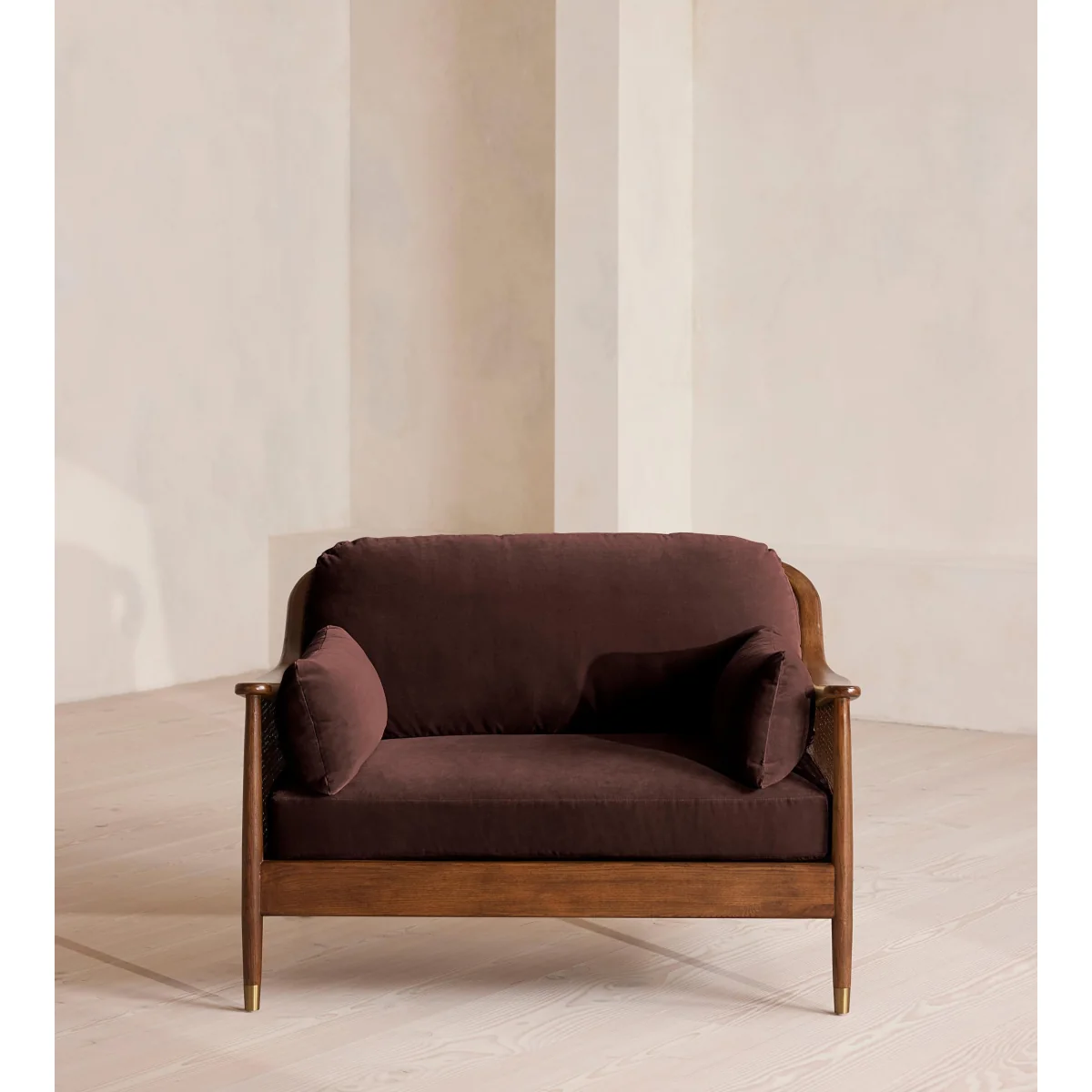 Atlanta Loveseat, Velvet, Aubergine, UK – image 3