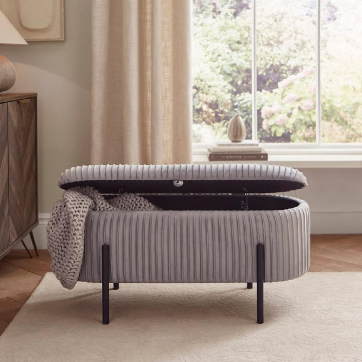 Cairo Velvet Storage Ottoman – image 2