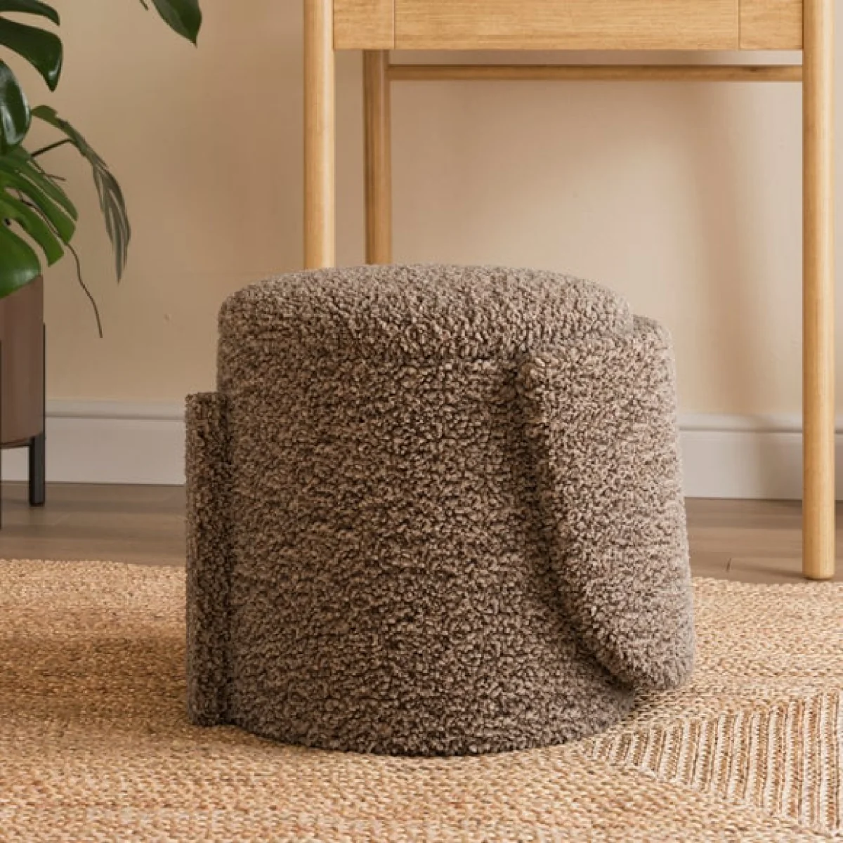 Sherpa Storage Footstool Chair – image 4