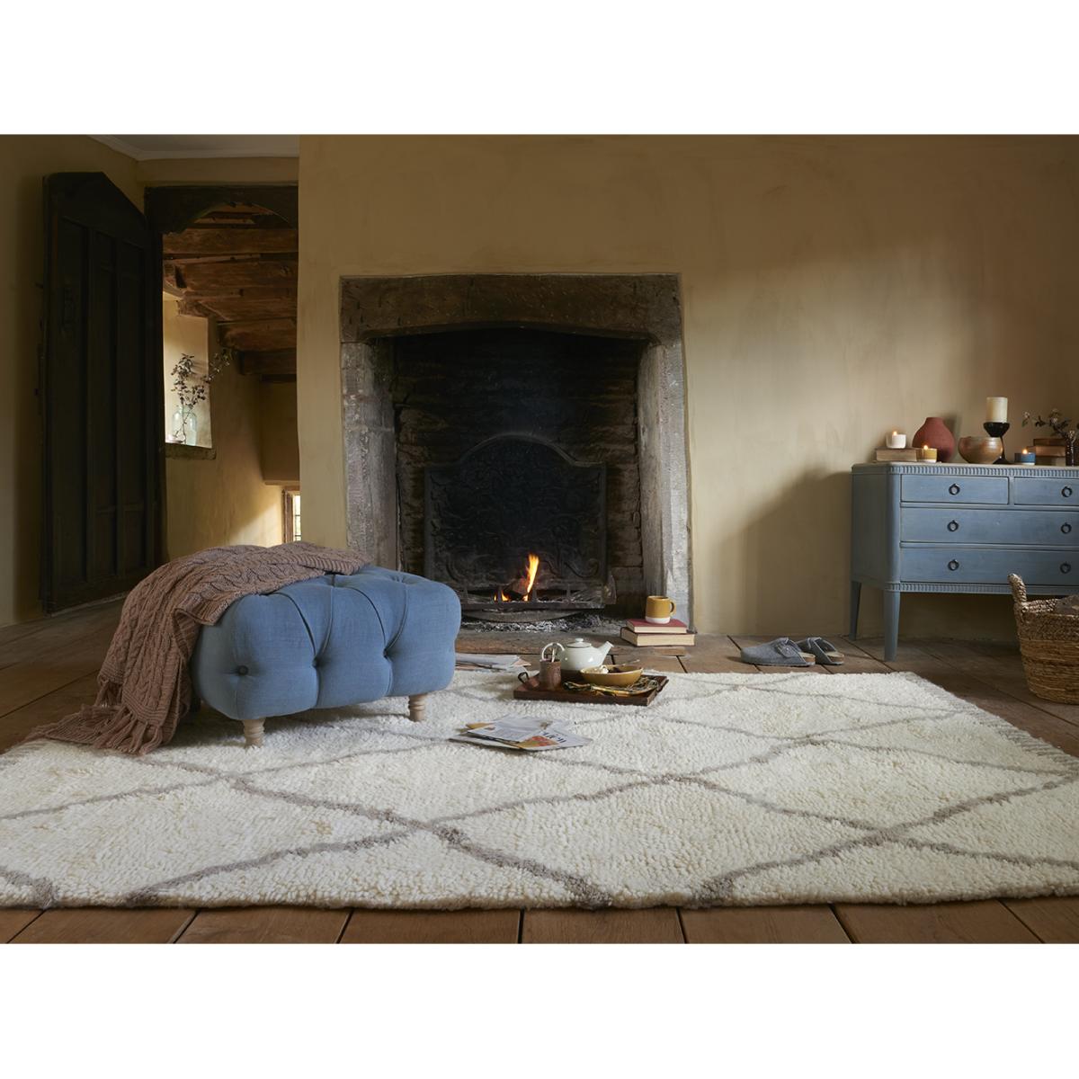 Treacle Footstool – image 6