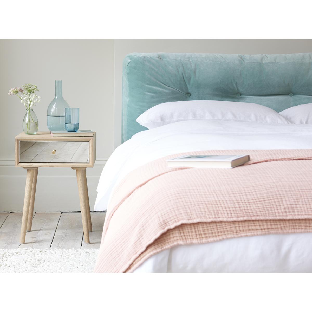 Chit Chat Bed – image 8