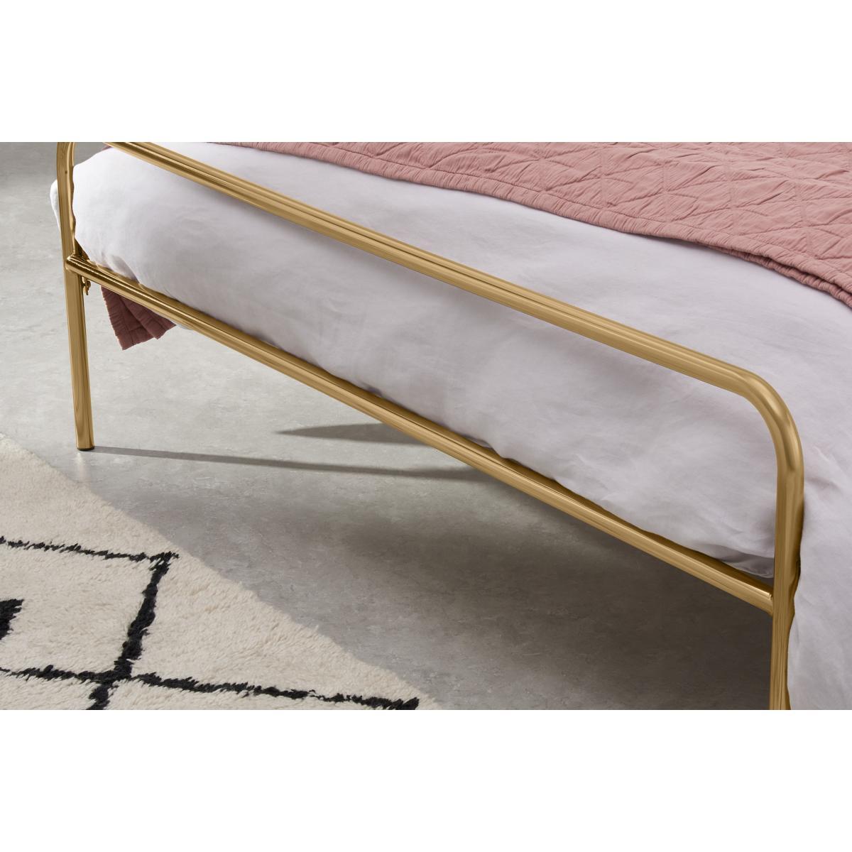 Kiruna King Size Bed, Brass – image 6
