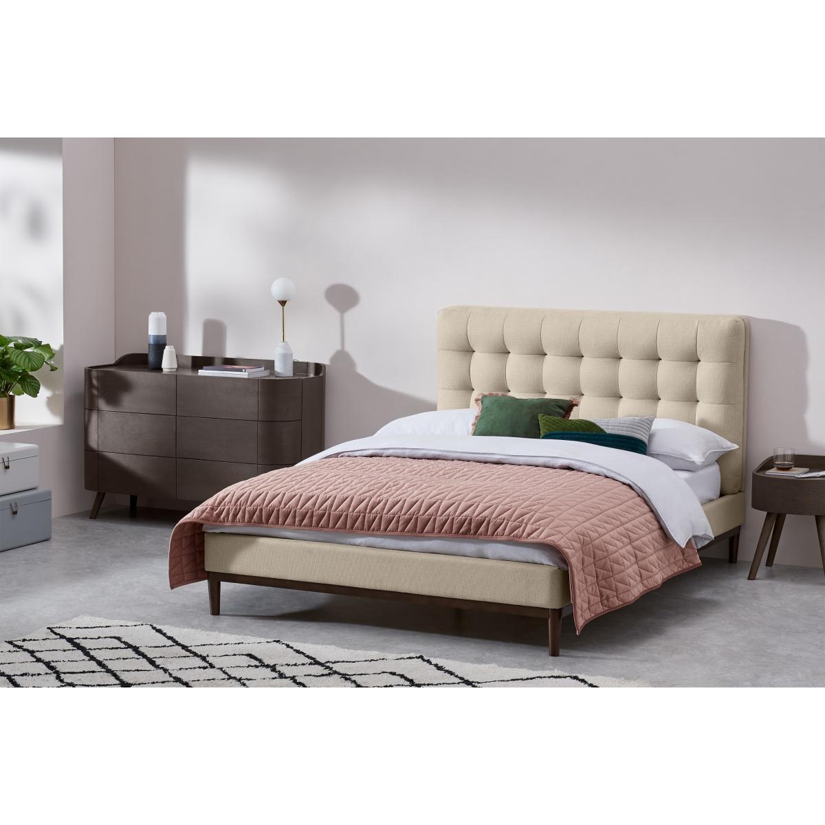 Lavelle King Size Bed, Soft Barley Weave & Walnut Stain Legs – image 4