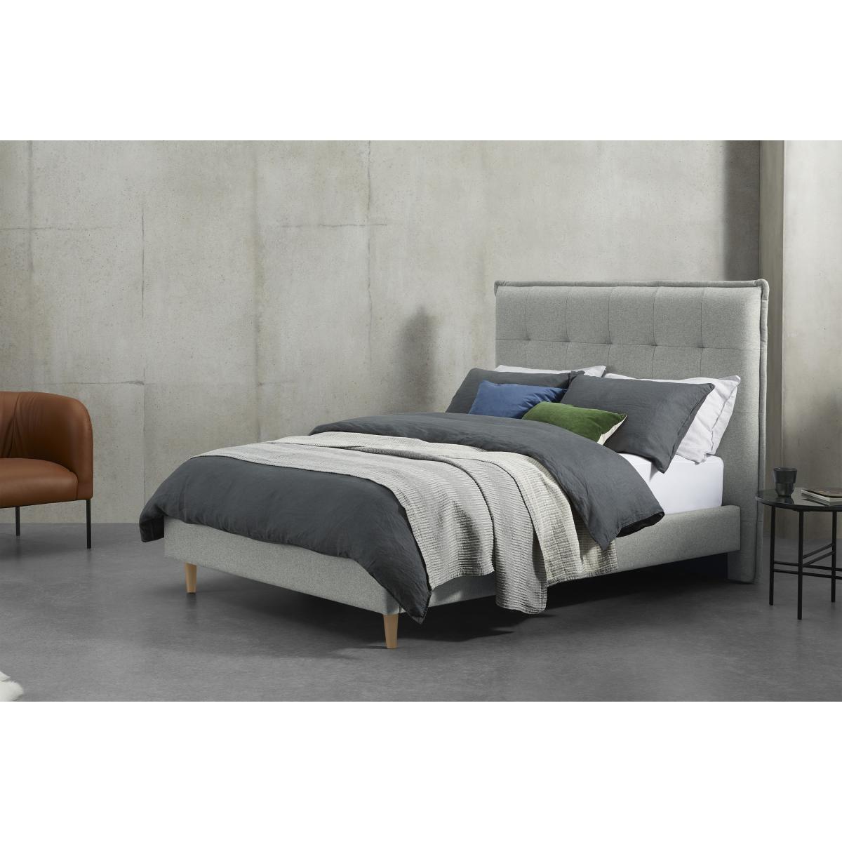 Lamas Super King Size Bed, Putty Cotton with Black Stain Oak Legs – image 4