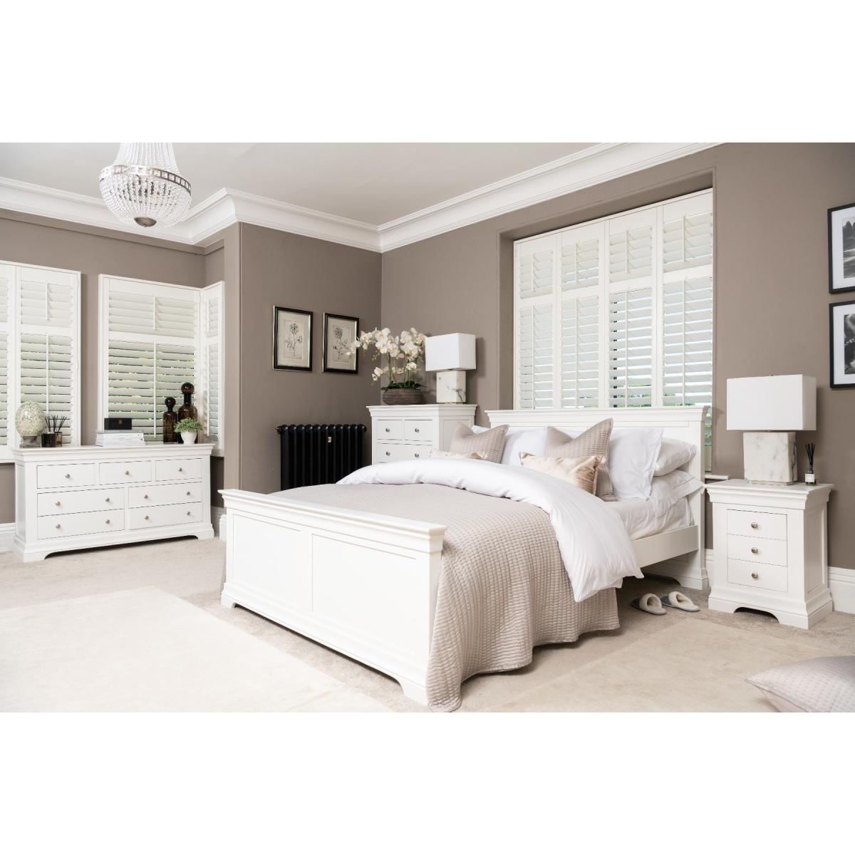 Rowland King Size bed – image 1