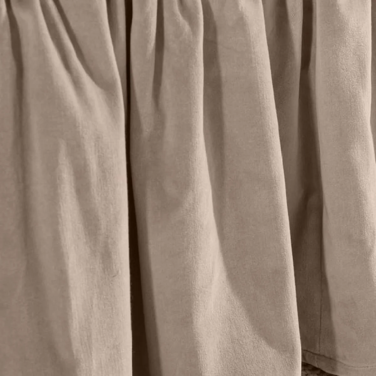 Clara Cotton Velvet Frilled Valance – image 3