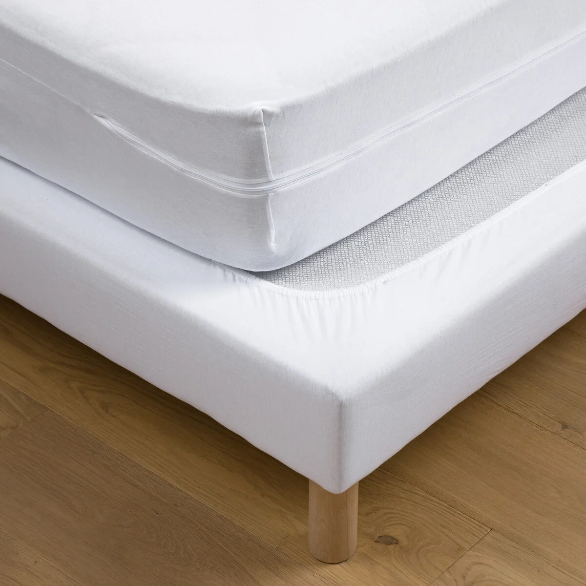Protective Jersey Valance – image 1