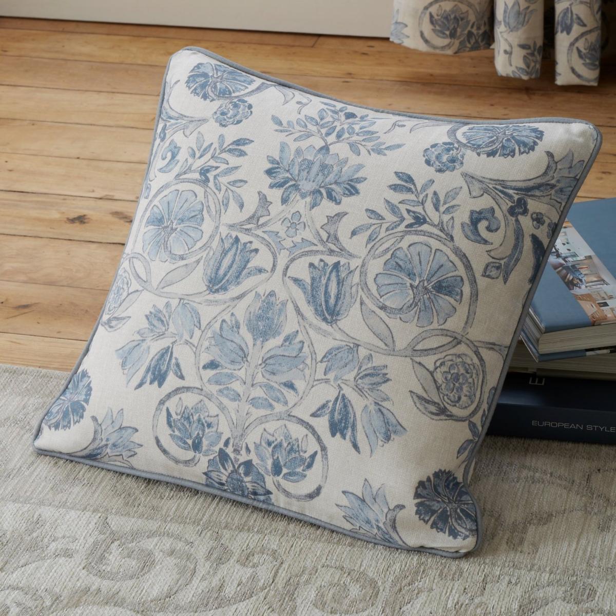 Averie Blue Pencil Pleat Curtains Blue – image 5