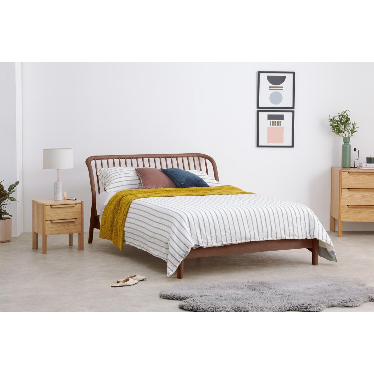 Tacoma Double Bed, Walnut – image 4