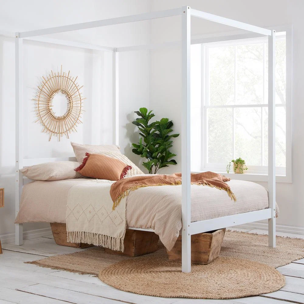 Olivia's Melody Four Poster Bed in White / Double – image 1
