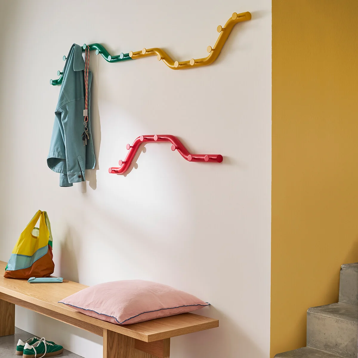 Tubi 8-Hook Coloured Steel Coat Rack – image 2