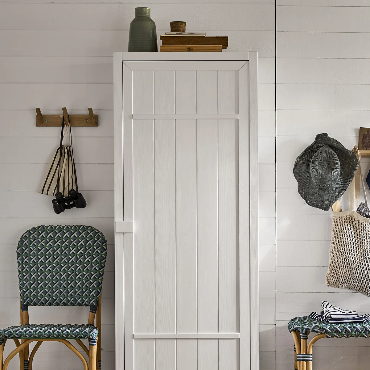 Selfrid Oak Wall-Mounted Coat Rack with 3 Hooks – image 2