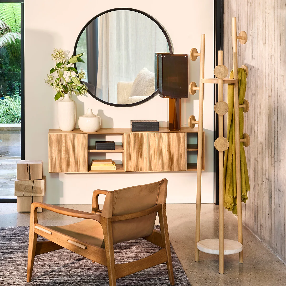 Madilgo Oak & Travertine Coat Rack – image 2