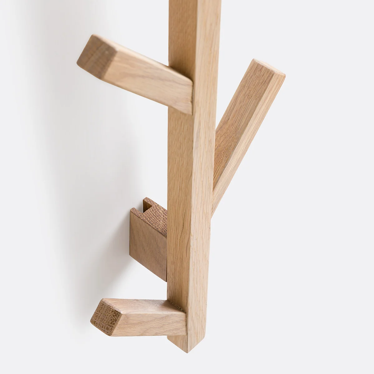 Anela Oak 8-Hook Wall-Mounted Coat Rack – image 3