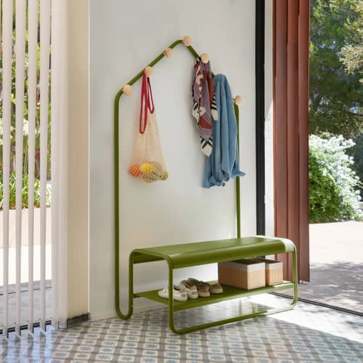Funambule Hall stand metal blue / W 113 x D 47.5 x H 180 cm - Bench & Coat stand - Fermob – image 2