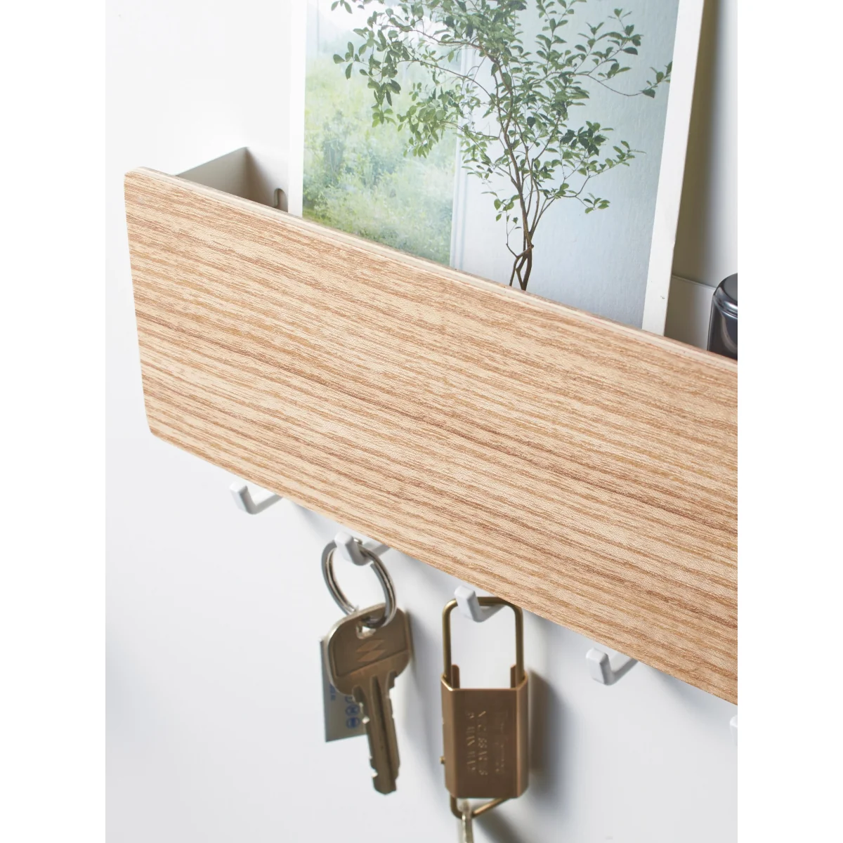 Wall-Mounted Coat Rack Rin with Magnetic Back – image 3