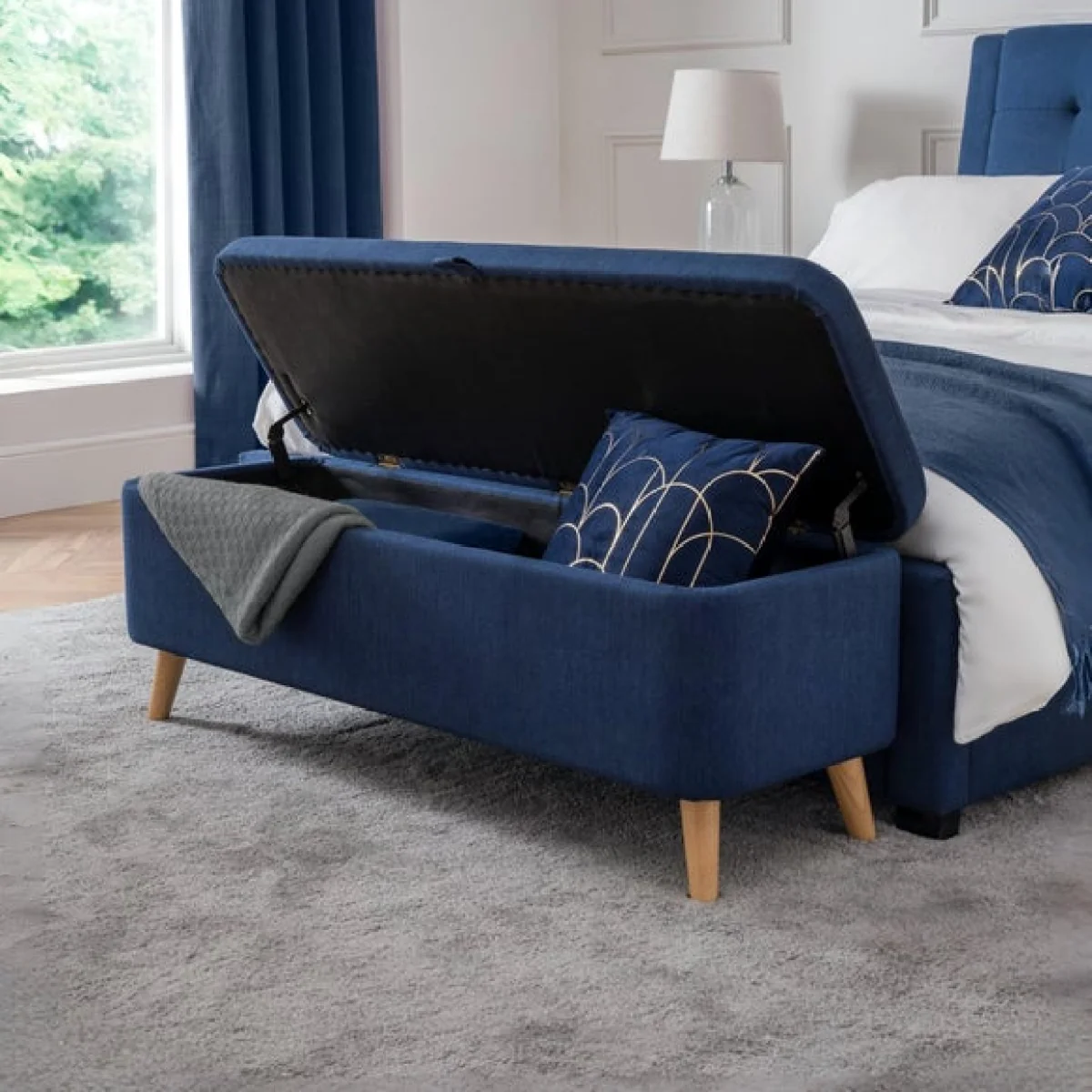 Return - Astrid Linen Storage Bench, Blue – image 2