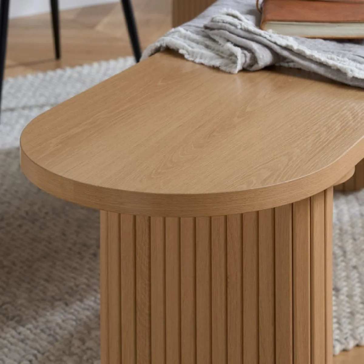 Axel Fluted Oval Bench – image 5