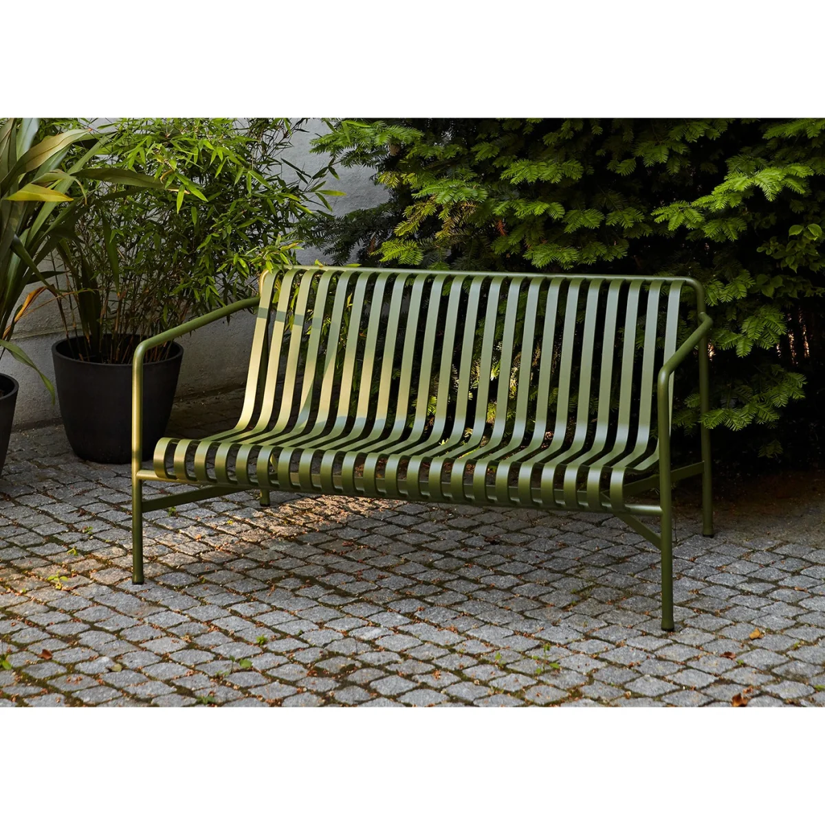 HAY Palissade Dining Armrest Bench Iron Red – image 4